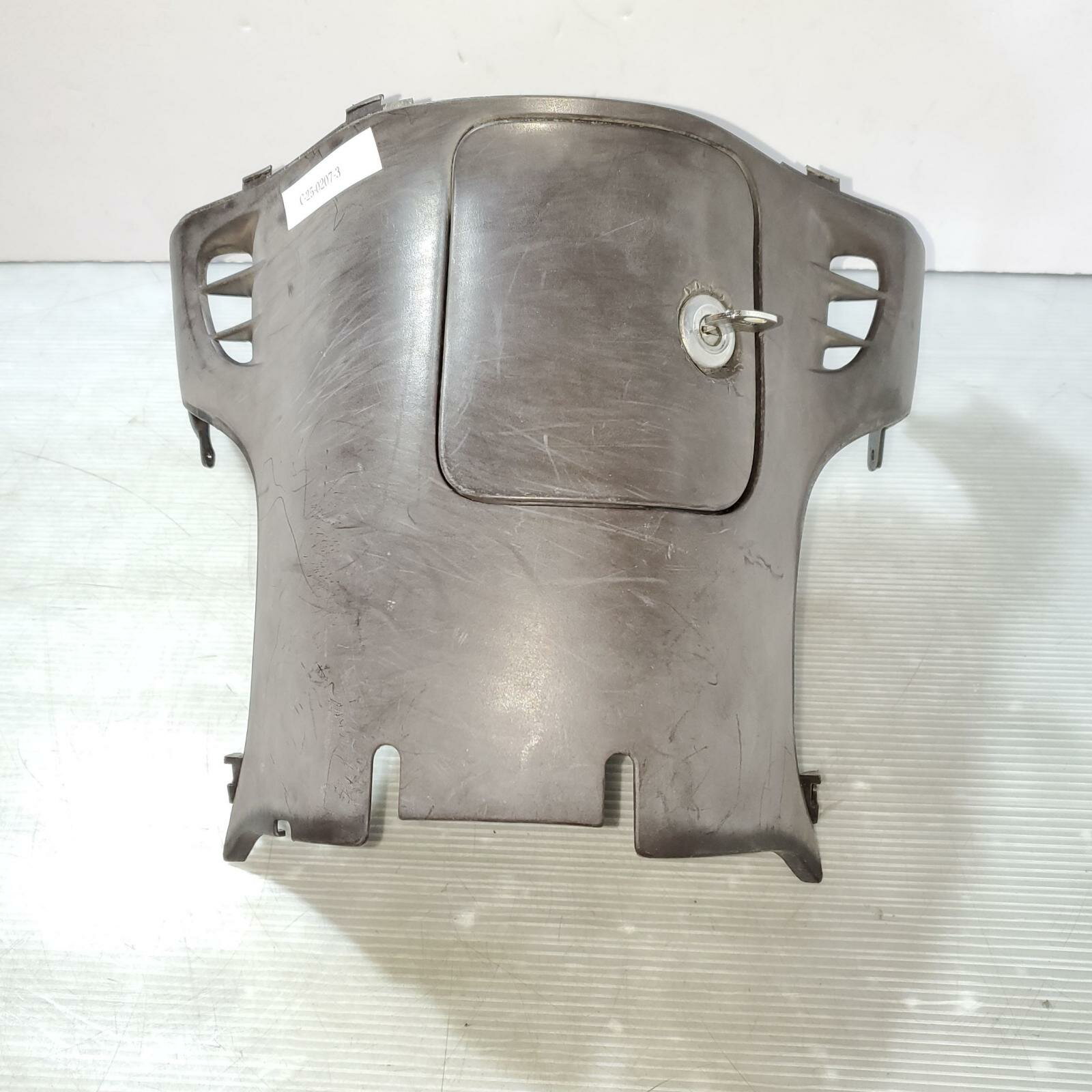 HONDA タクト50 ボディーセンターカバー　Tact ホンダ