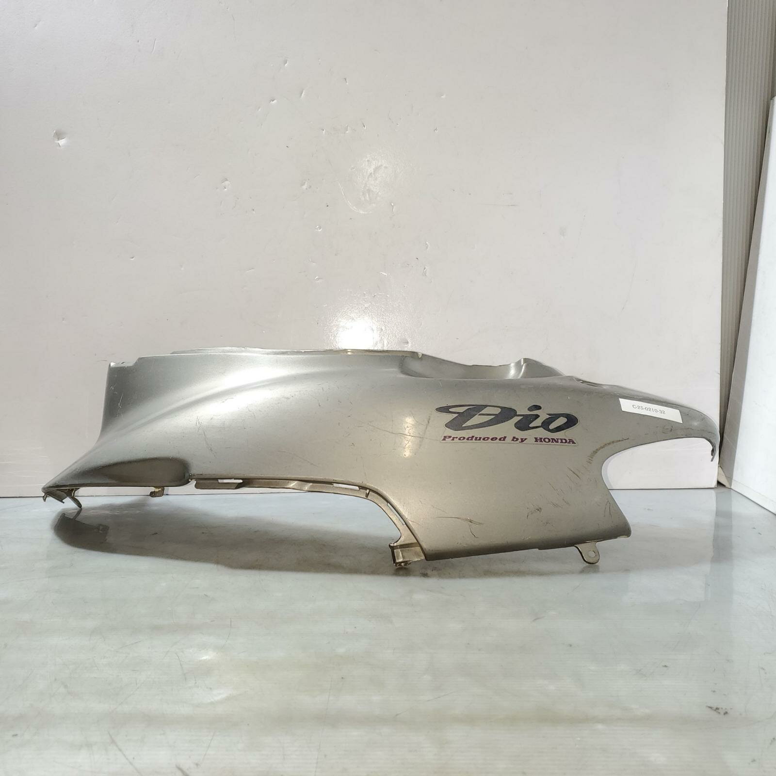HONDA ディオ50 AF34 ボディーカバー 左 Dio ホンダ