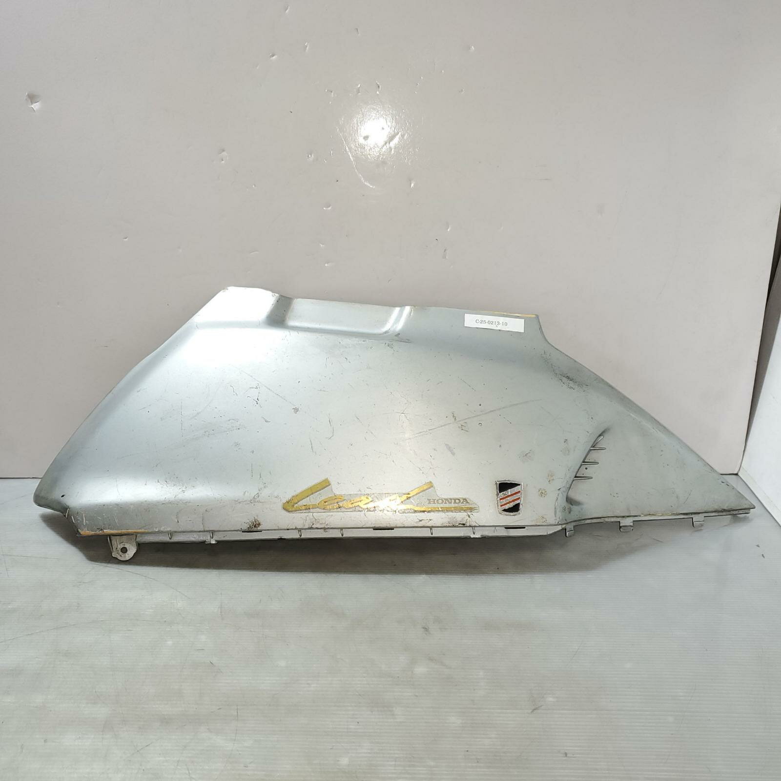 HONDA リード50 AF20 サイドカバー右 Lead50 ホンダ