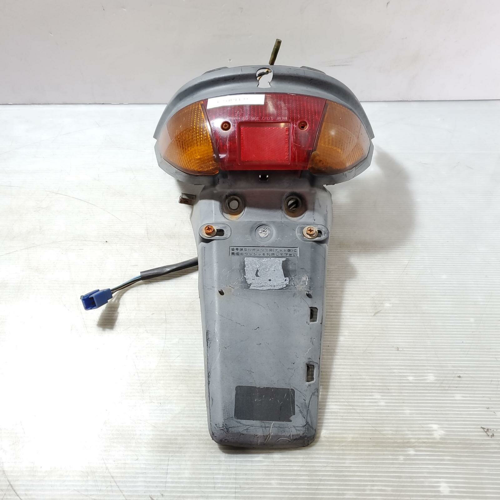 YAMAHA ジョグ50Z 3YK テールランプ JOG50Z ヤマハ