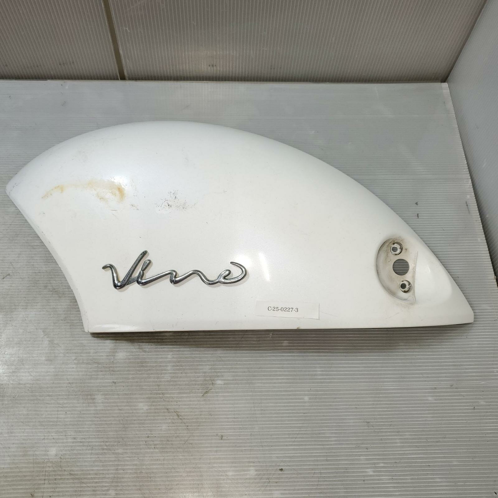 YAMAHA ビーノ50 SA26J サイドカバー左 VINO ヤマハ