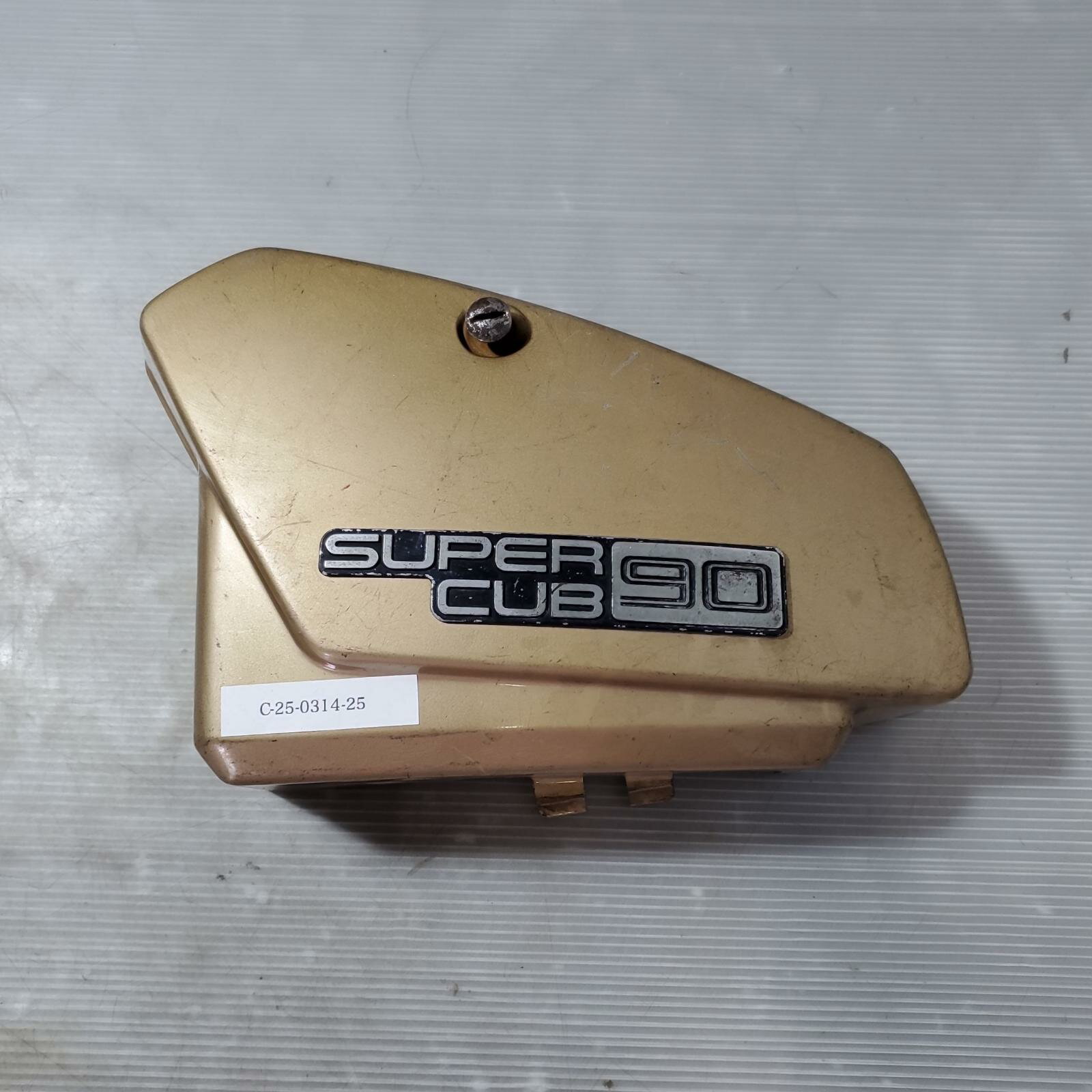 HONDA スーパーカブ90 カスタム HA02 サイドカバー右 Custom ホンダ