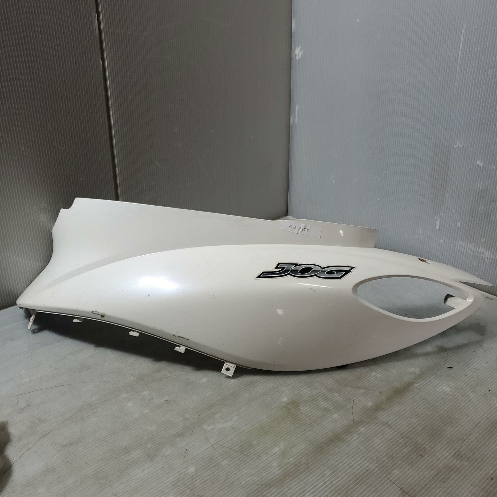 YAMAHA ジョグ50 SA36J ボディーカバー 左　JOG ヤマハ