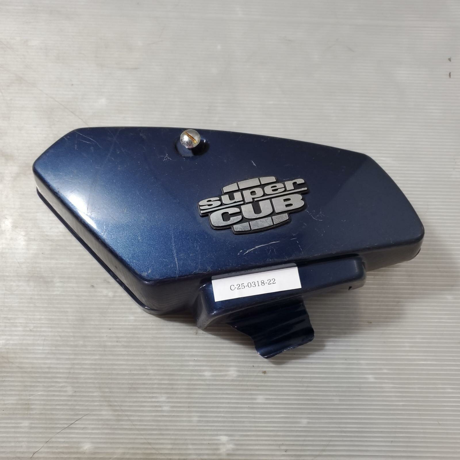 HONDA スーパーカブ50 カスタム サイドカバー右 Custom ホンダ