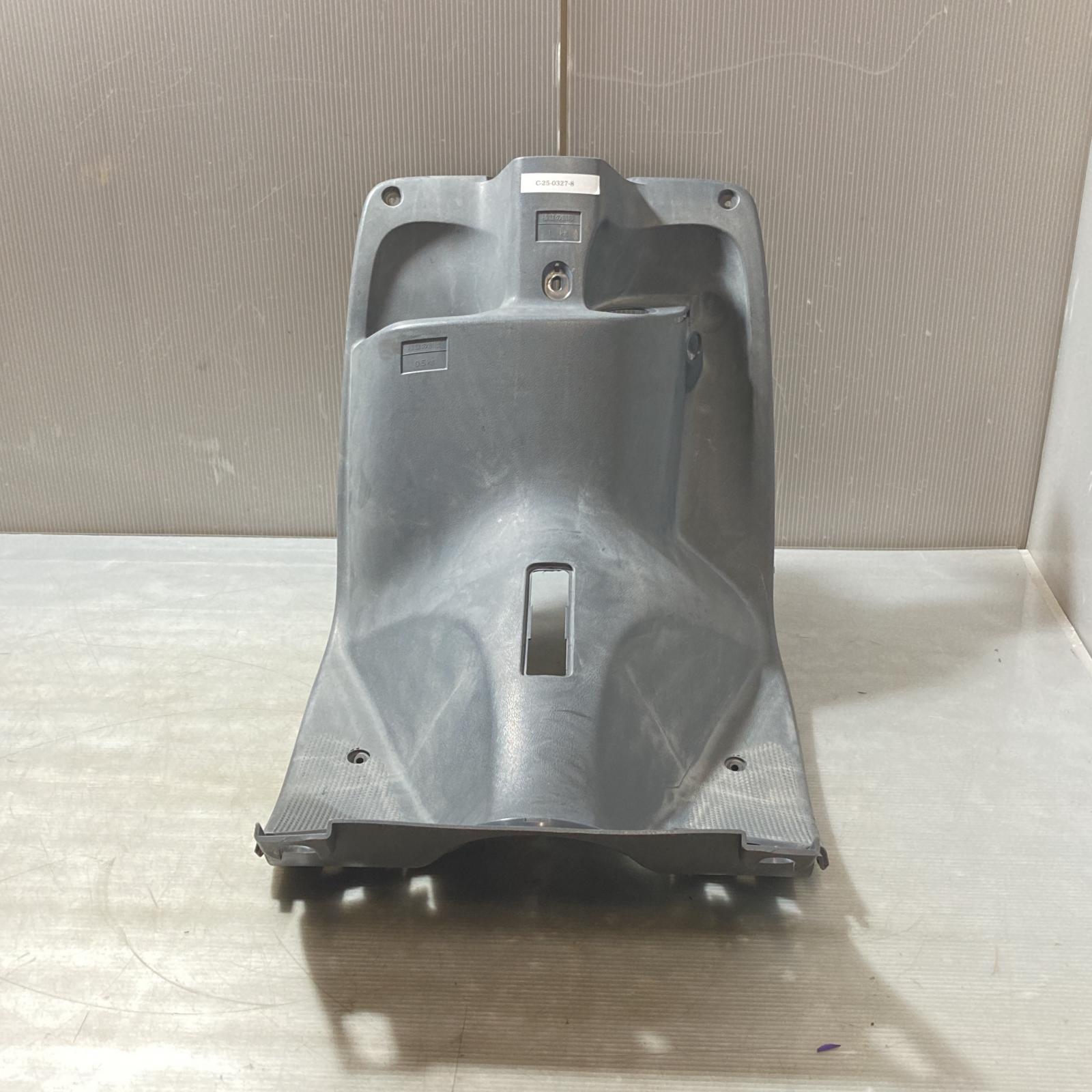 YAMAHA SA08J フロントインナーカバー　JOG POCHE ヤマハ