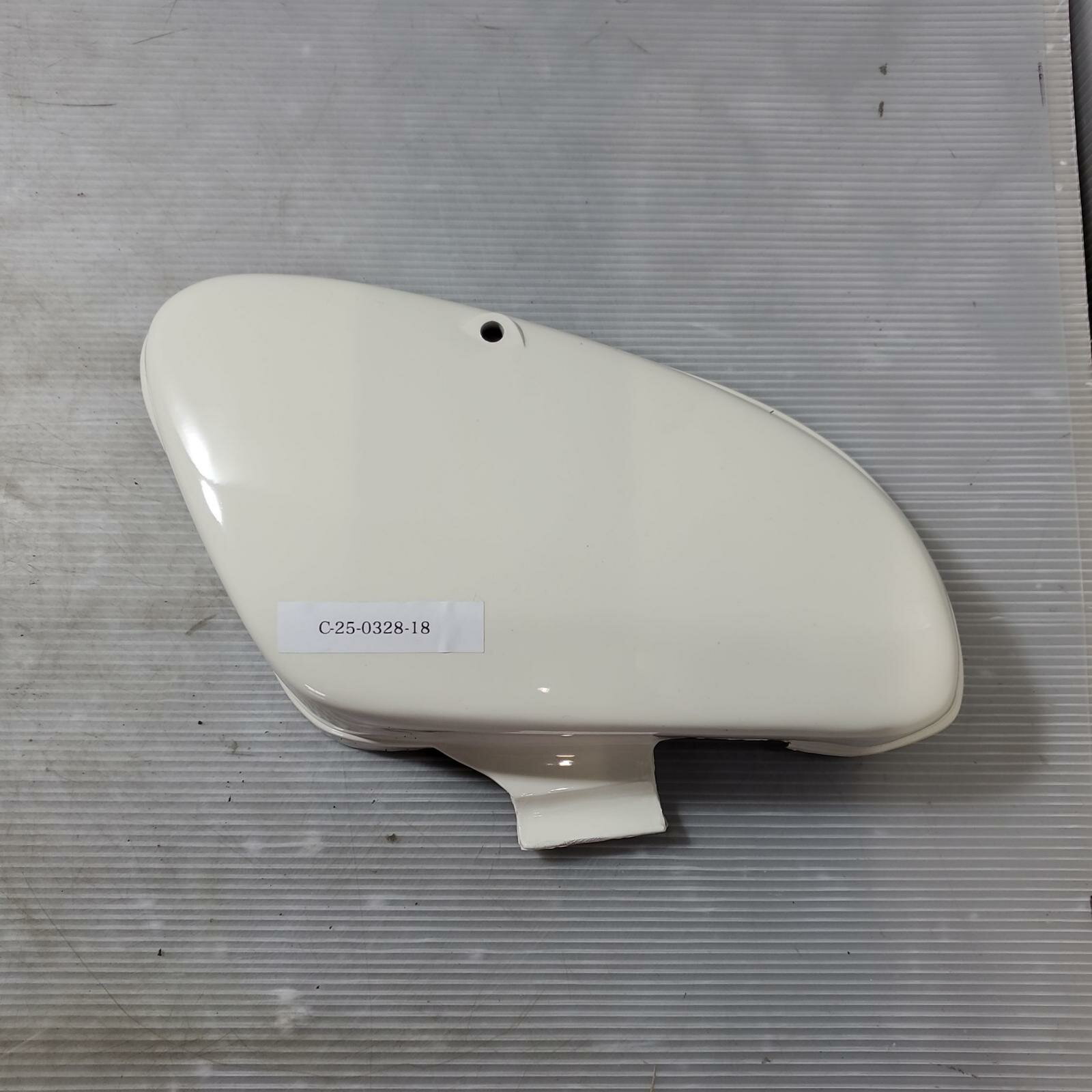 HONDA スーパーカブ50 C50 サイドカバー 右 Cub ホンダ