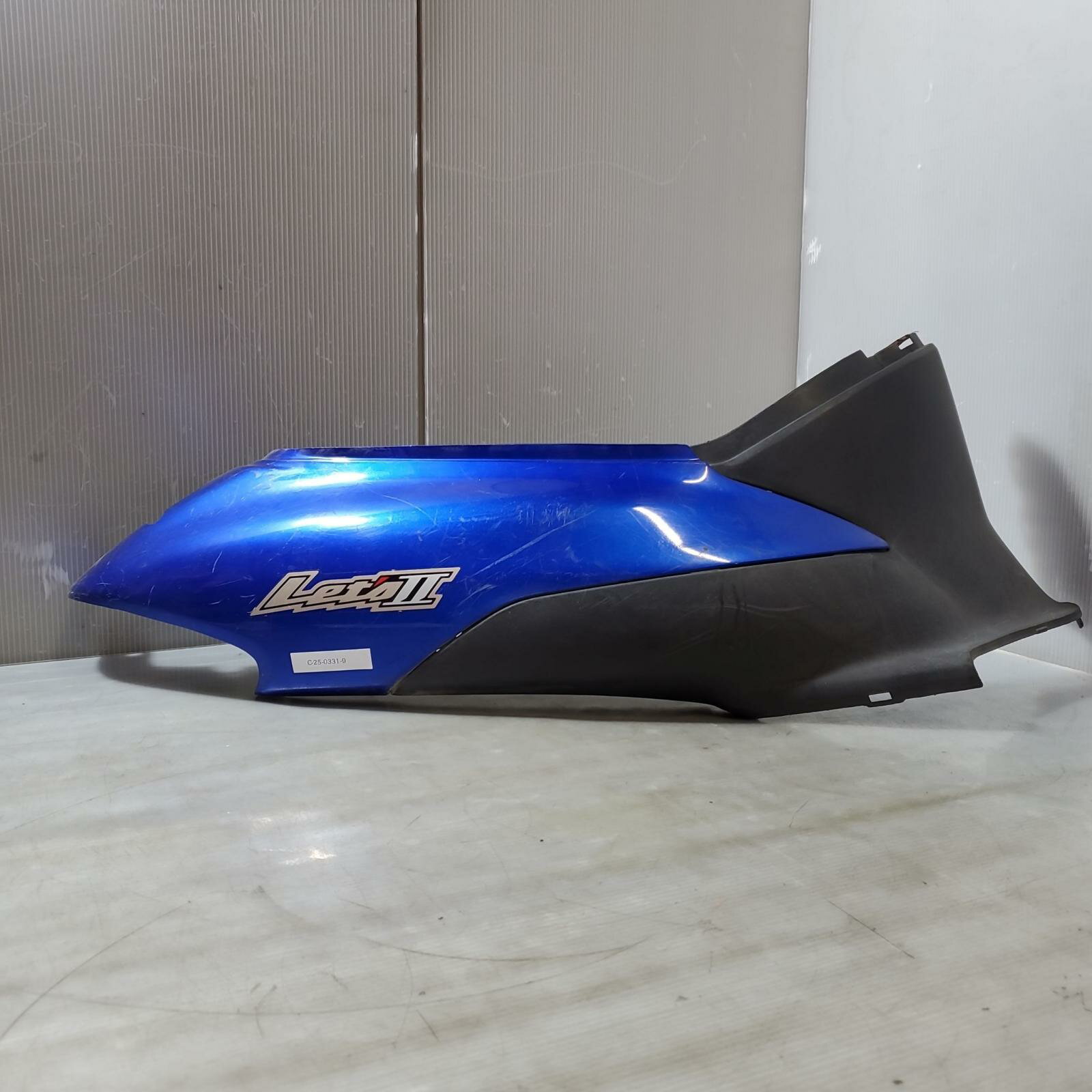 SUZUKI レッツ2 CA1PA ボディーカバー 左　Let's スズキ