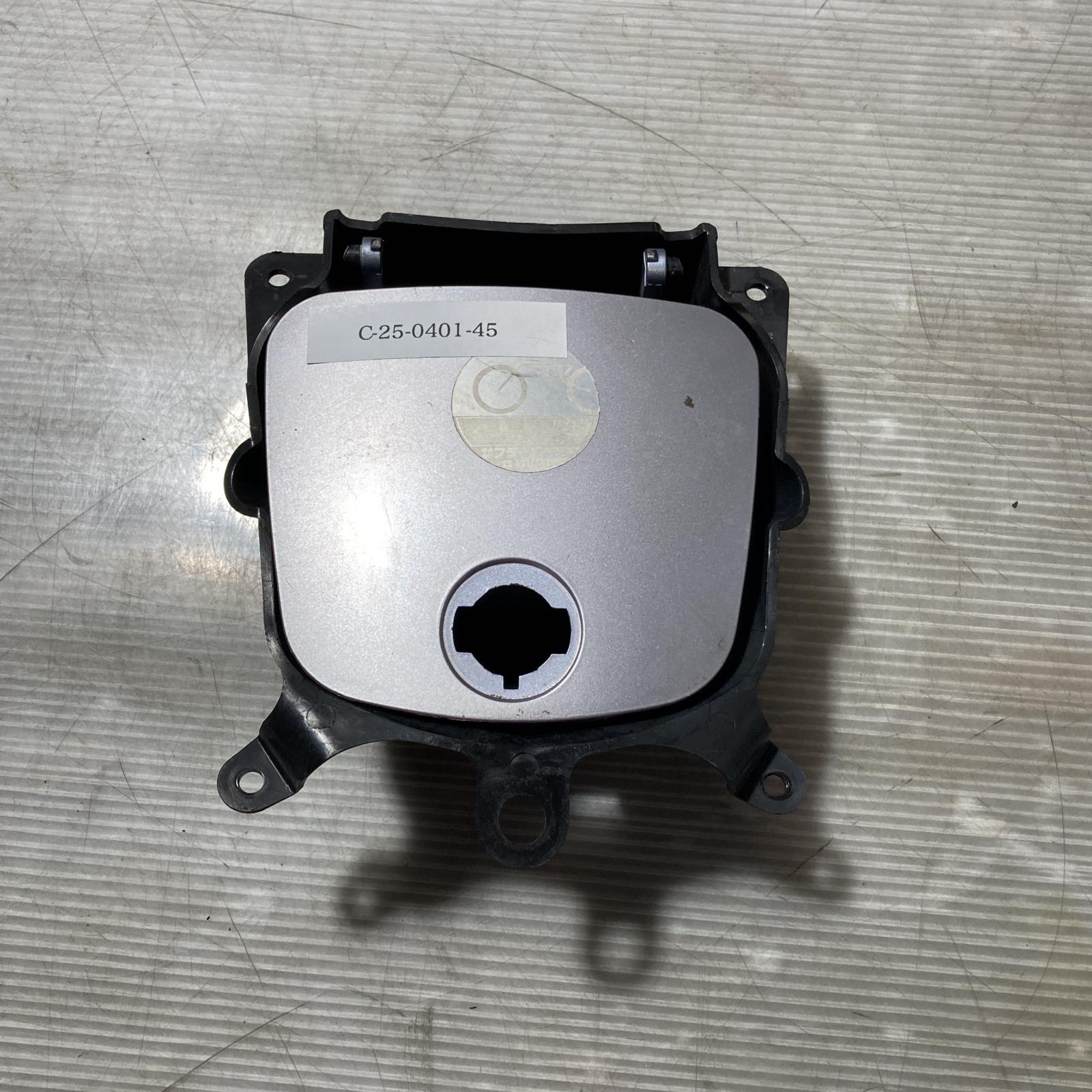 SUZUKI レッツ2 CA1PA ボディーカバー リッド　Let's スズキ