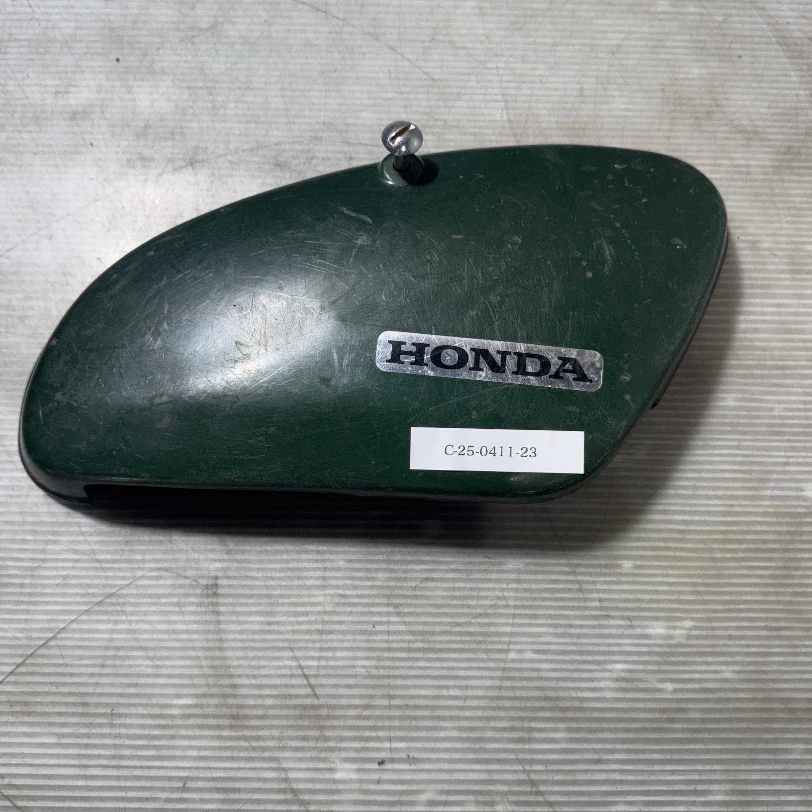 HONDA スーパーカブ50 C50 サイドカバー 左　Cub ホンダ