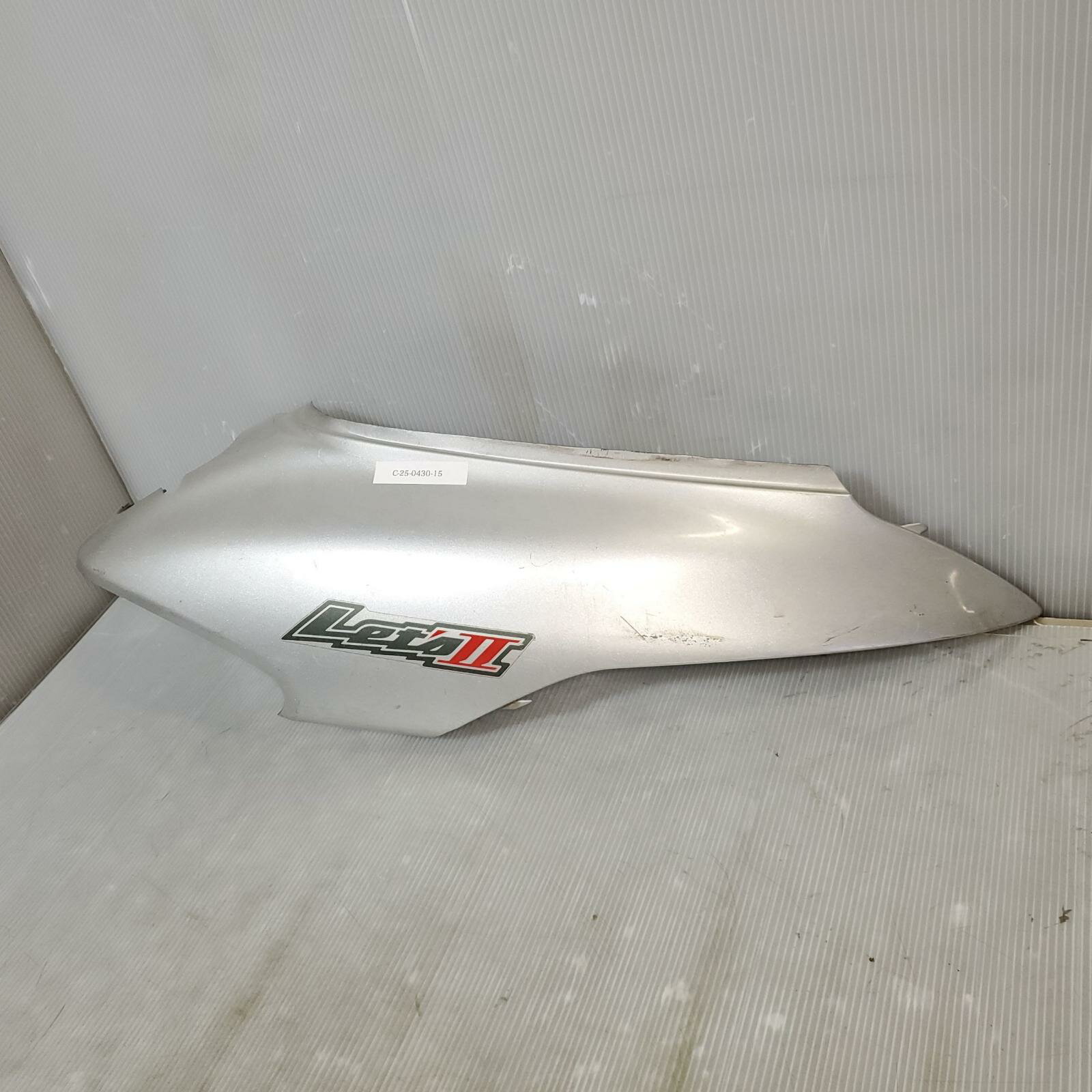 SUZUKI レッツ2 CA1KA ボディーカバー 右　Let's スズキ