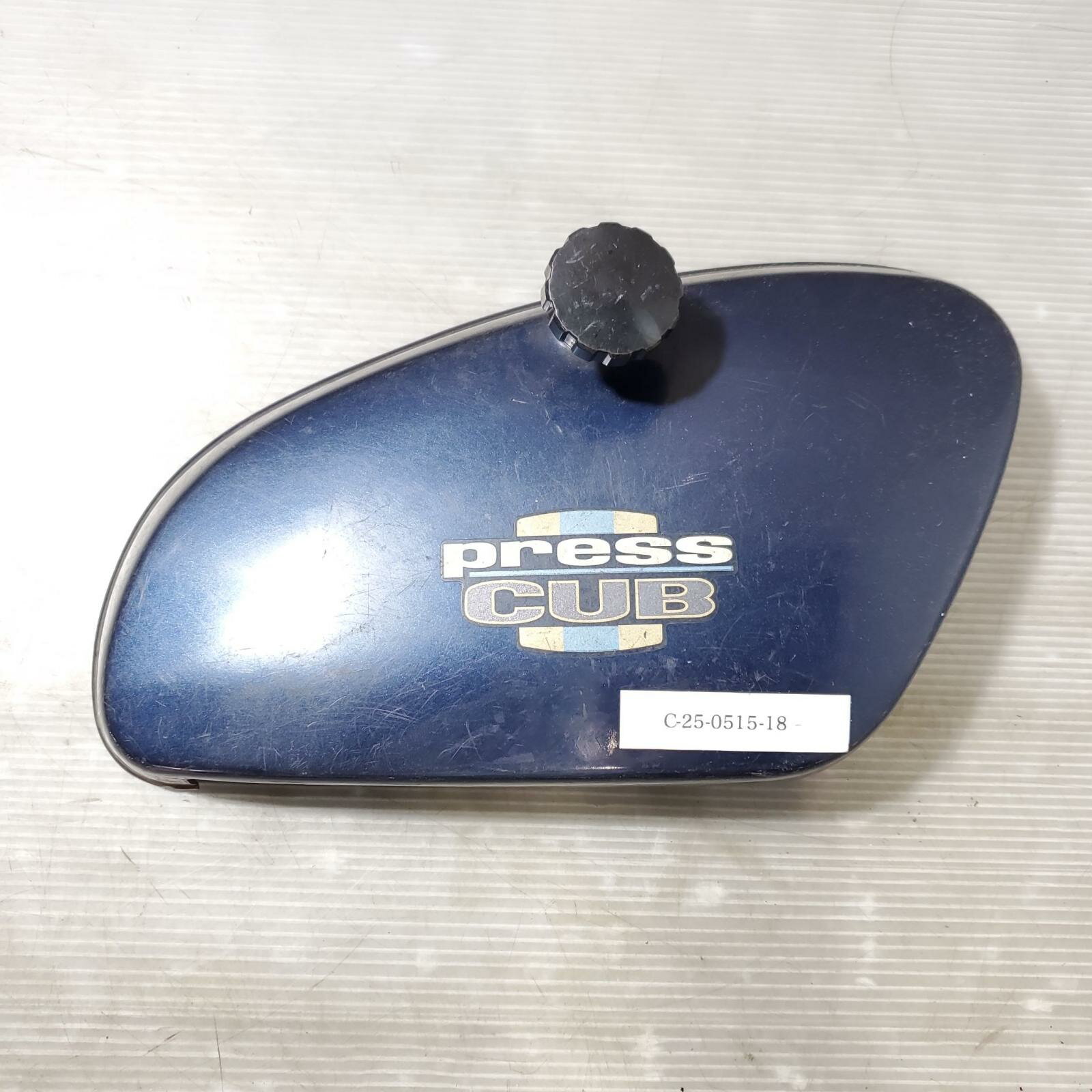 HONDA プレスカブ50 AA01 サイドカバー 左 PRESS ホンダ