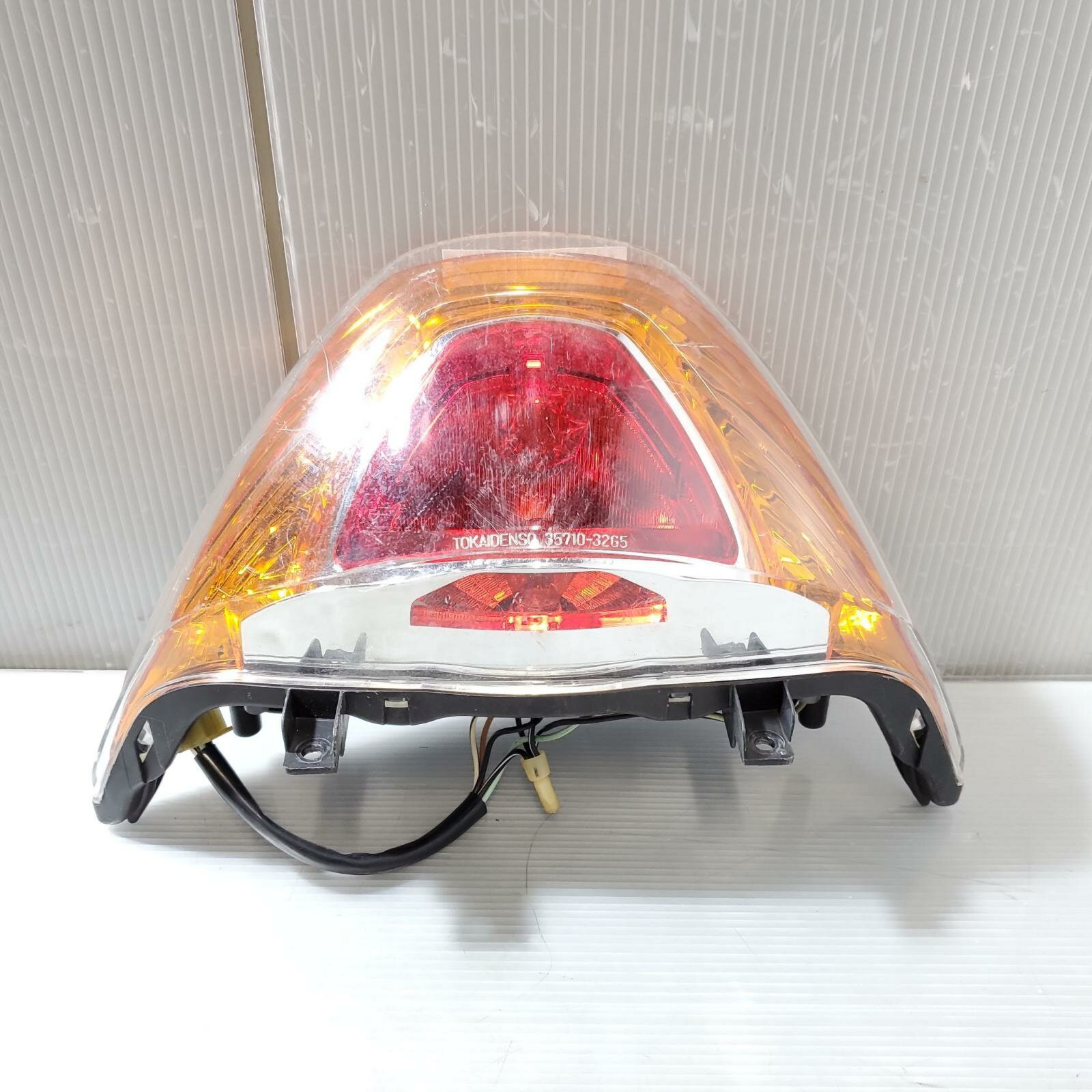 SUZUKI アドレスV50 CA42A テールランプ　ADDRESS スズキ