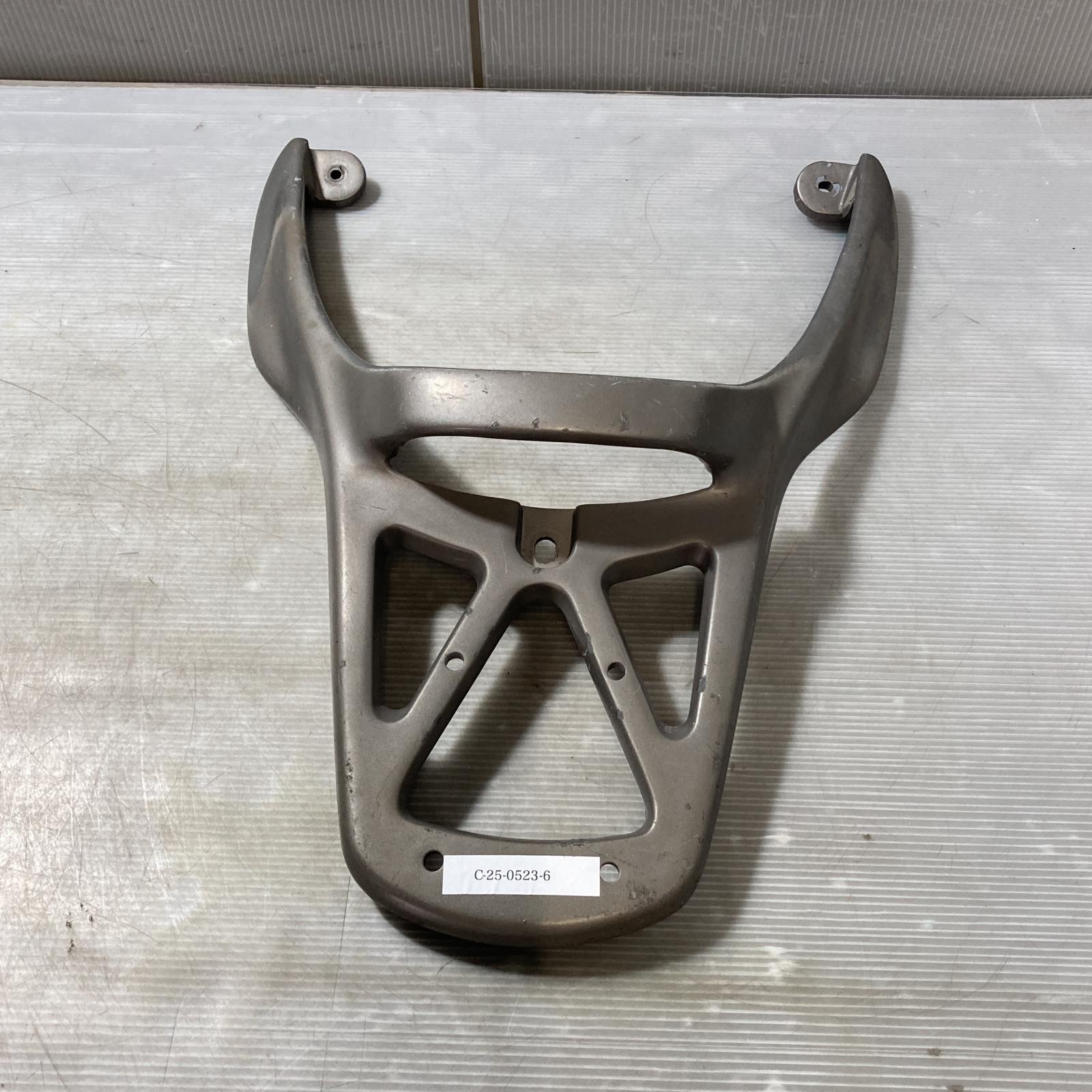 YAMAHA アクシス100 SB01J リア キャリア　AXIS SB01J ヤマハ