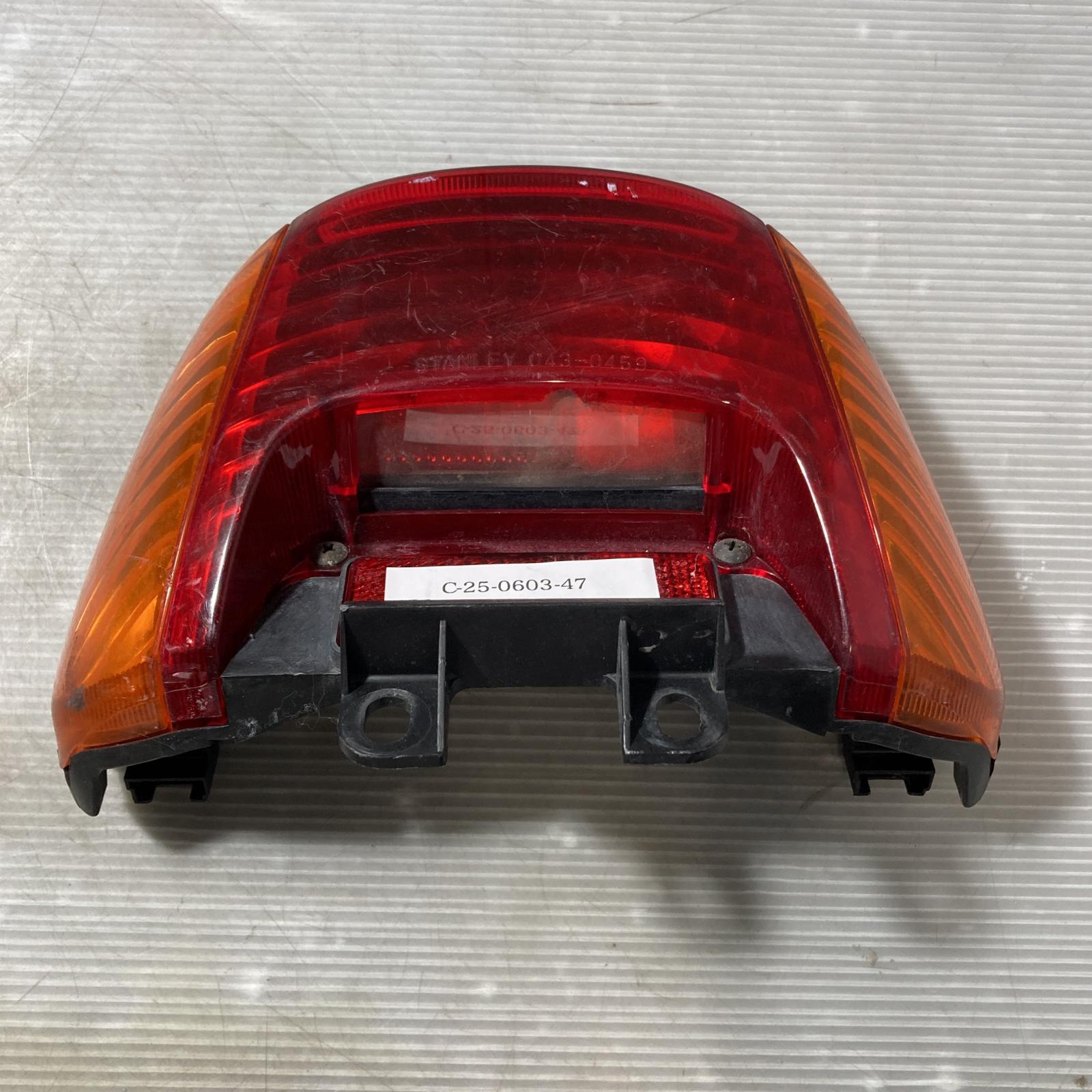 HONDA ディオ50 チェスタ AF34 テールランプ　Dio Chesta ホンダ