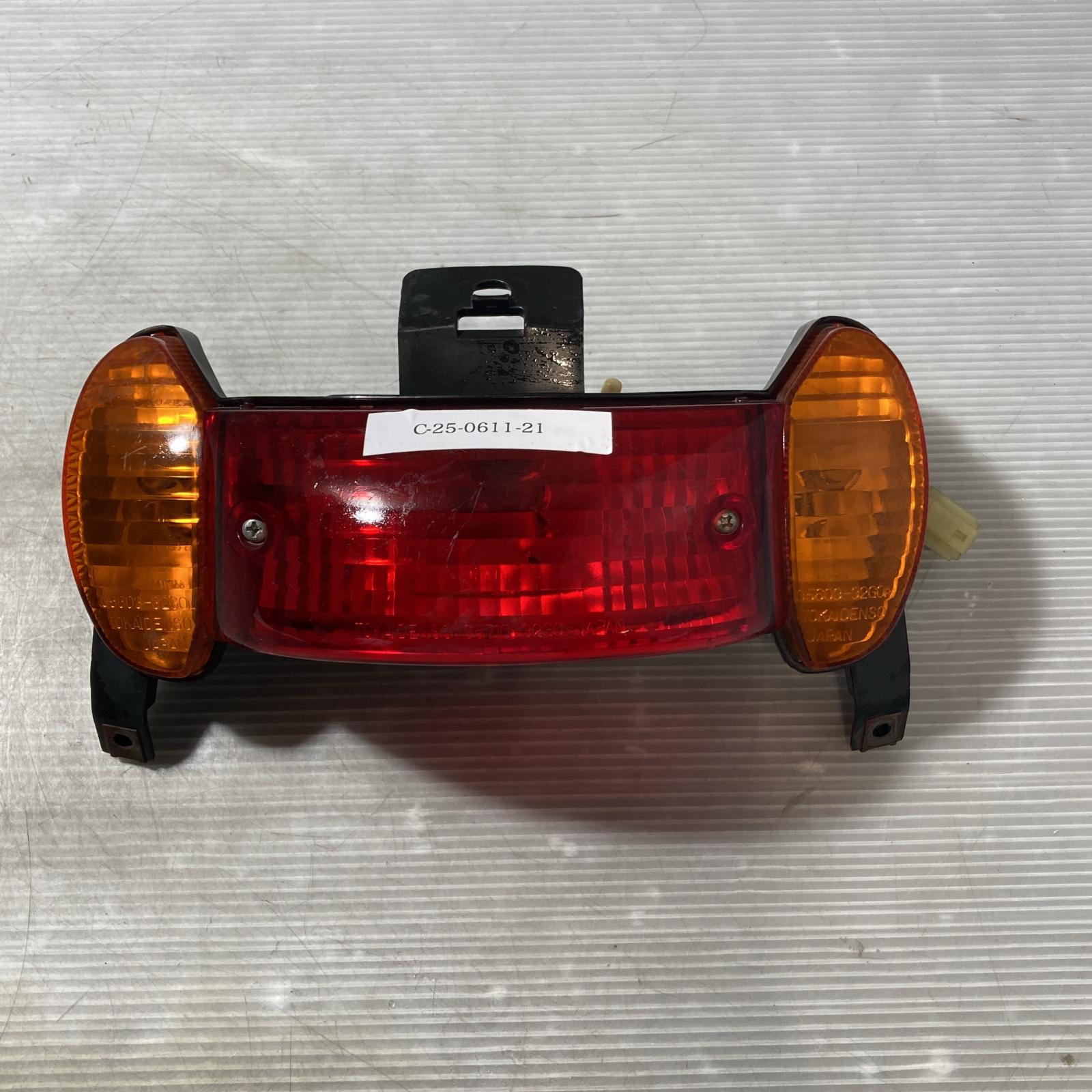 SUZUKI レッツ4 CA41A テールランプ　Let's スズキ