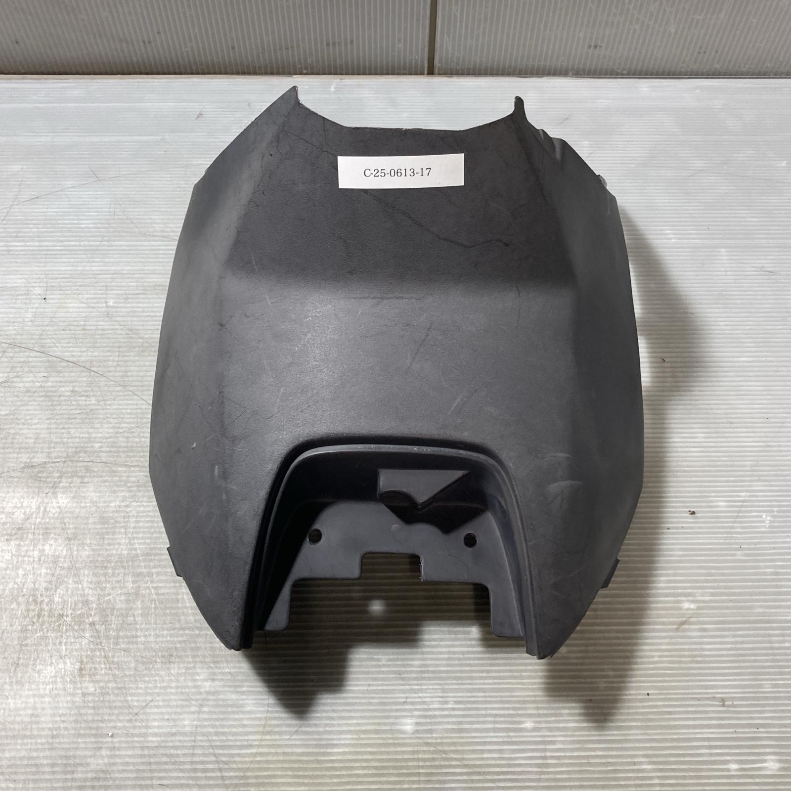 HONDA リード50 AF48 ボディー センターカバー　LEAD ホンダ