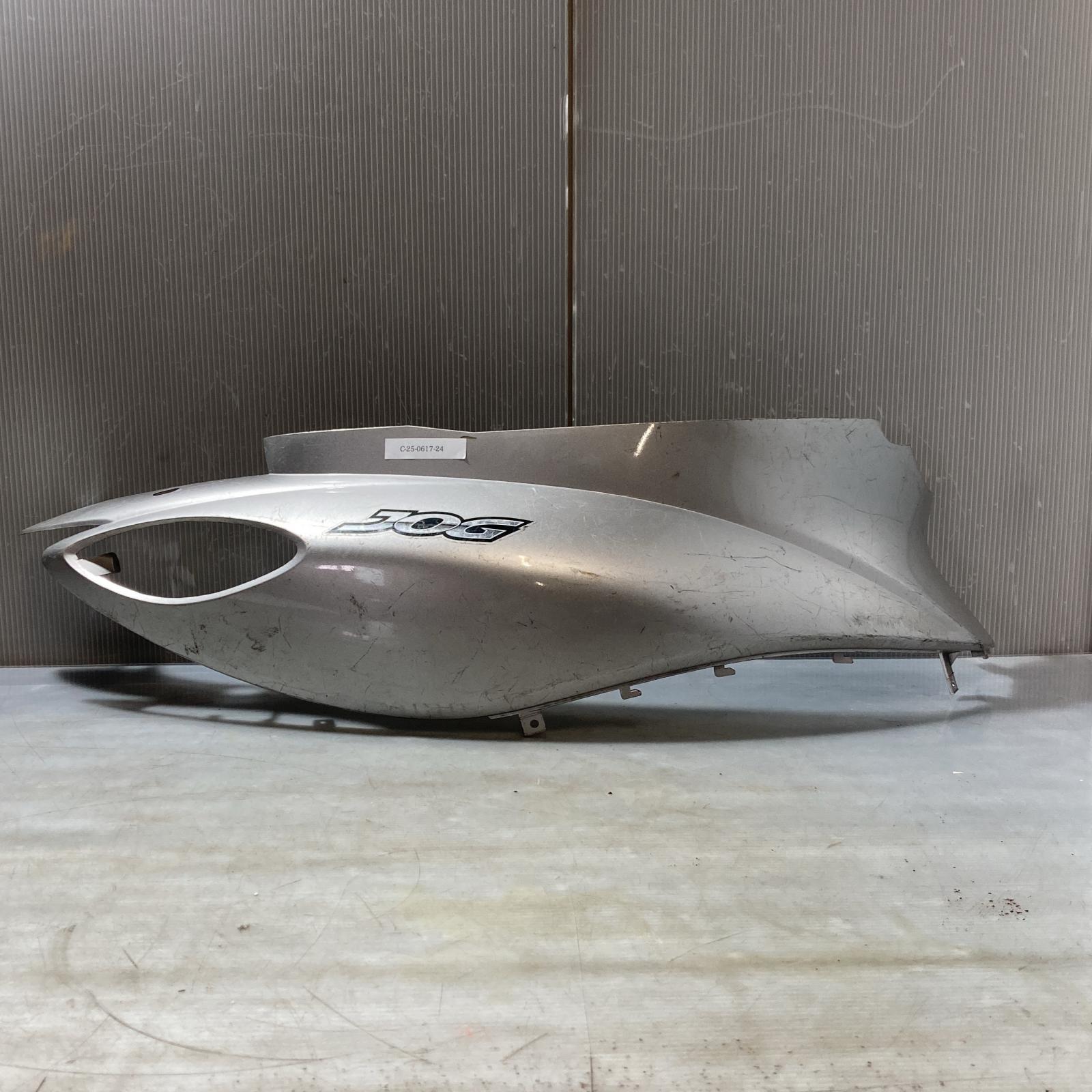 YAMAHA ジョグ50 SA36J ボディー カバー 右　JOG ヤマハ