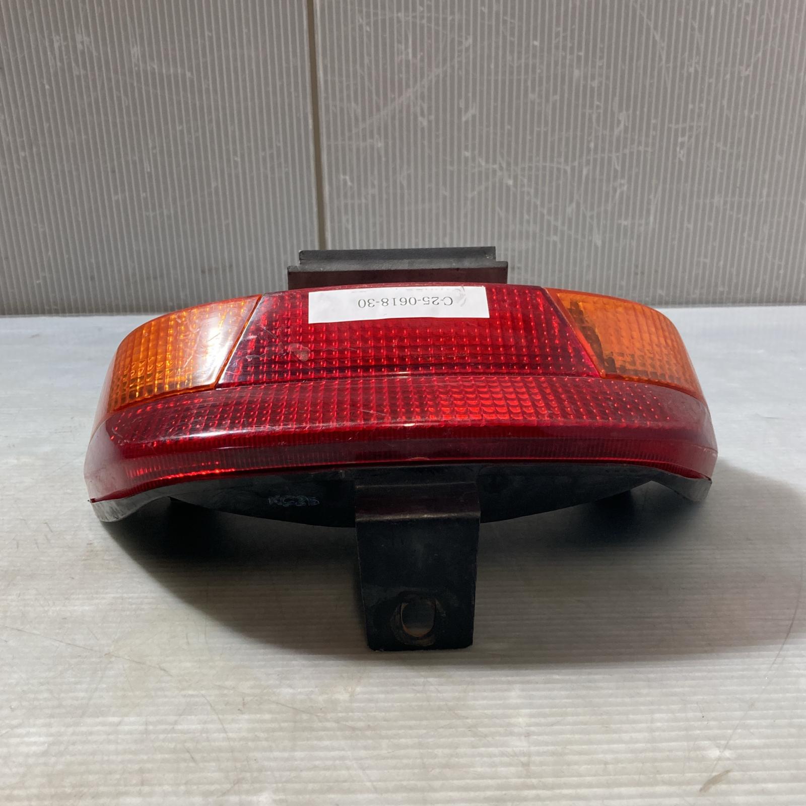 HONDA ディオ50 AF27 テールランプ　Dio ホンダ