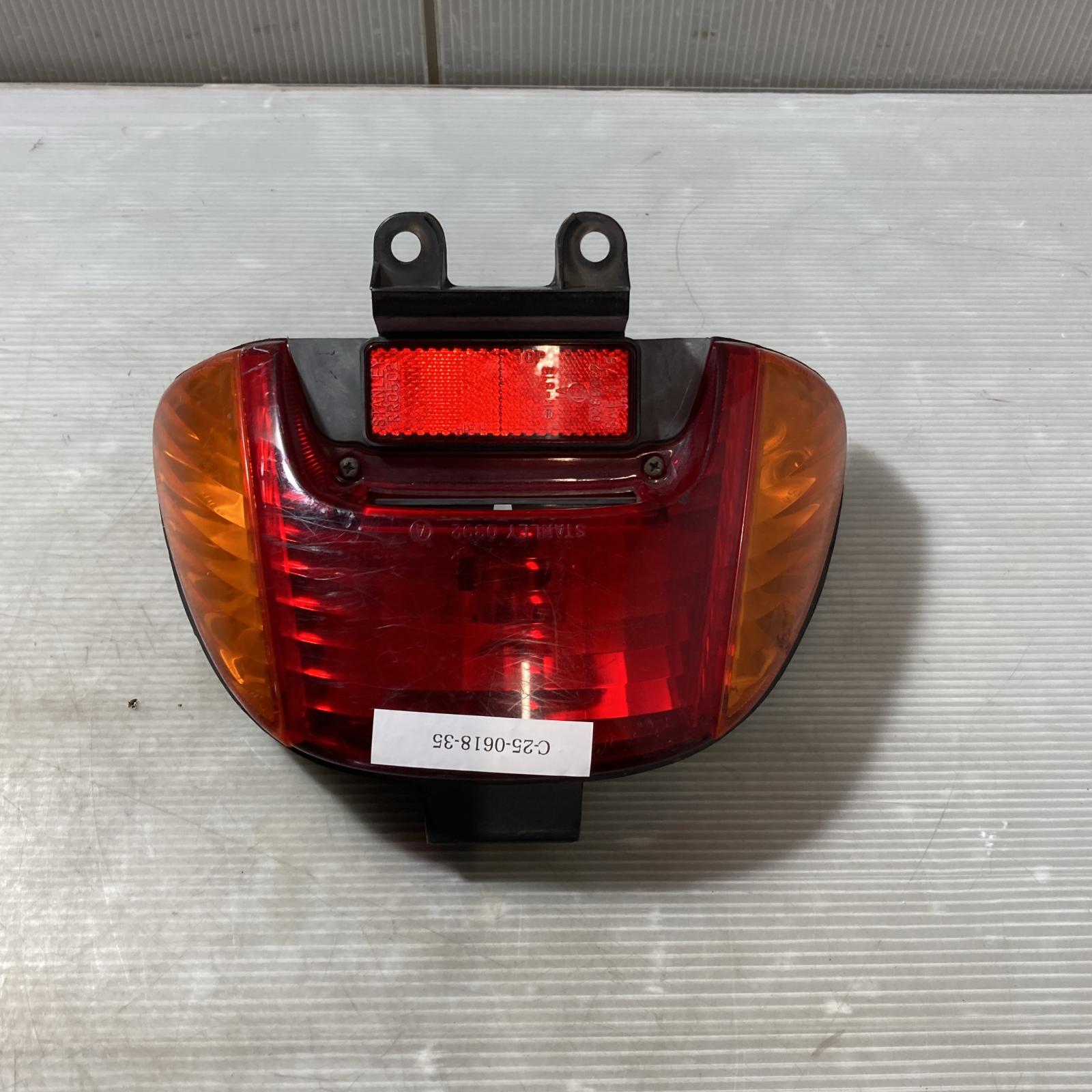 HONDA ディオ50 チェスタ AF34 テールランプ　Dio Chesta ホンダ