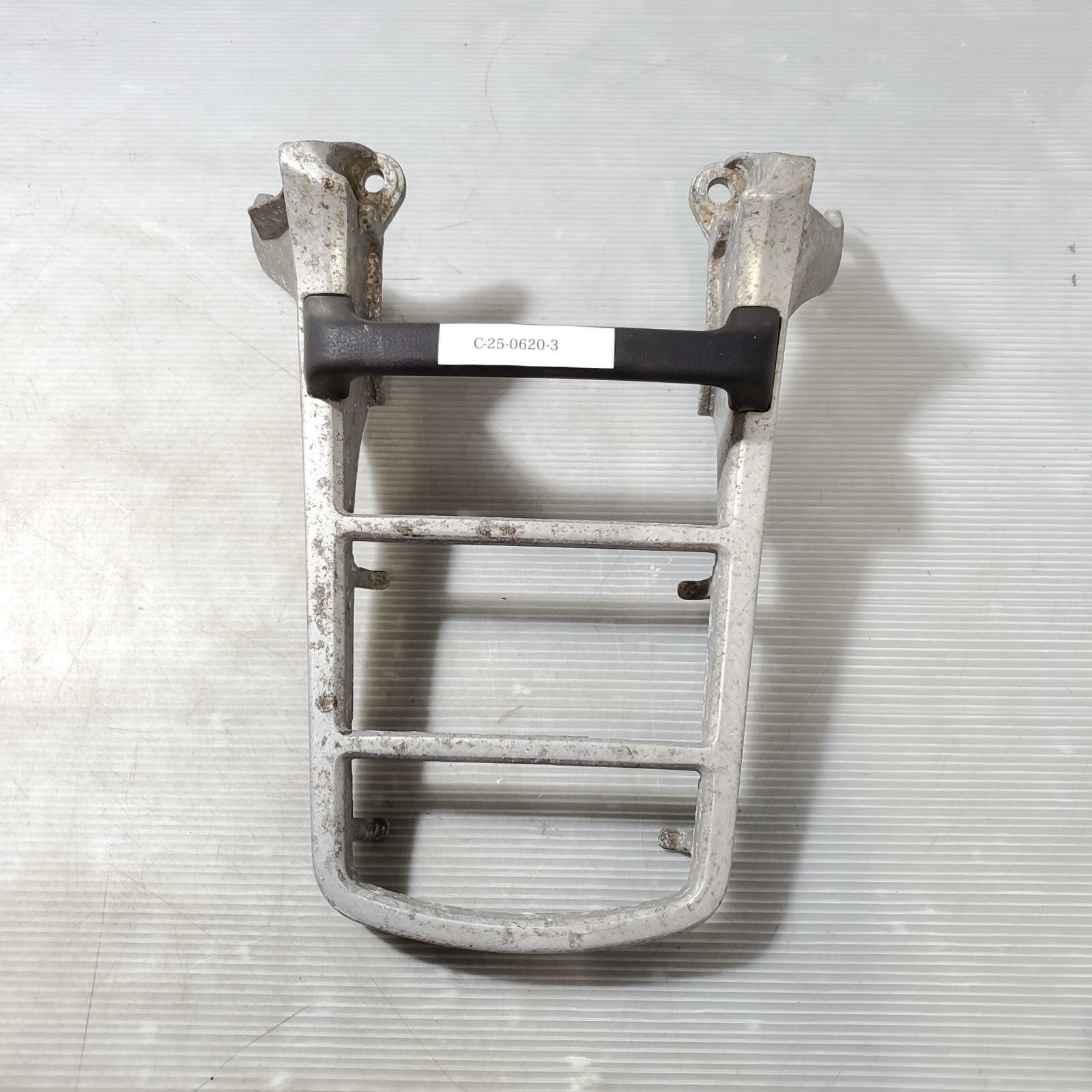 HONDA リード50 AF20 リア キャリア　LEAD ホンダ