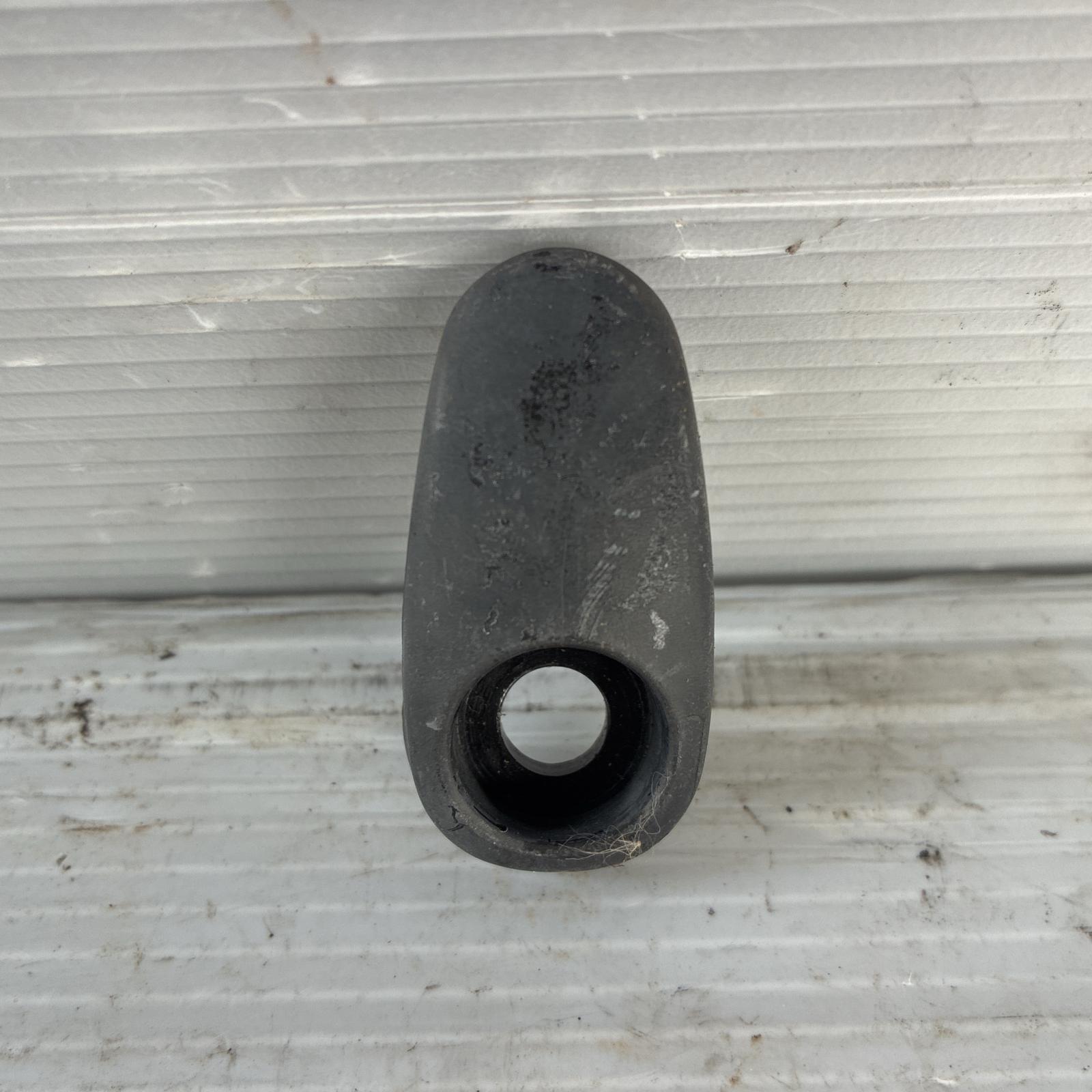 【管理番号】Y-250708-20 【メーカー】HONDA/ホンダ 【適合車種】ライブディオ50 AF35 【商品名】コンビニフック 【型式】AF35 【対応年式】1998年 【車体番号】AF35-18517** 【E/G番号】AF34E-1665037 【ランク】中古 【部品タイプ】純正部品 【状態】(表面)キズ、 汚れ (内側)キズ、 汚れ 【商品説明】傷有