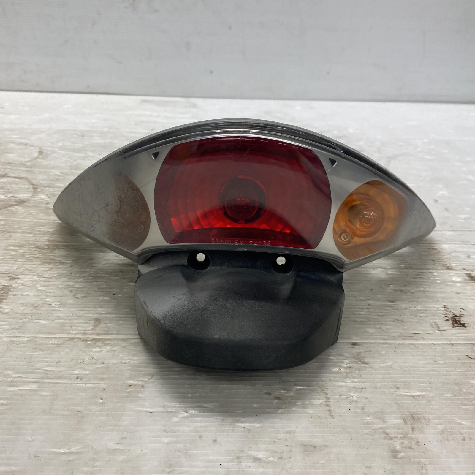 HONDA ディオ(4サイクル) テールランプ ホンダ