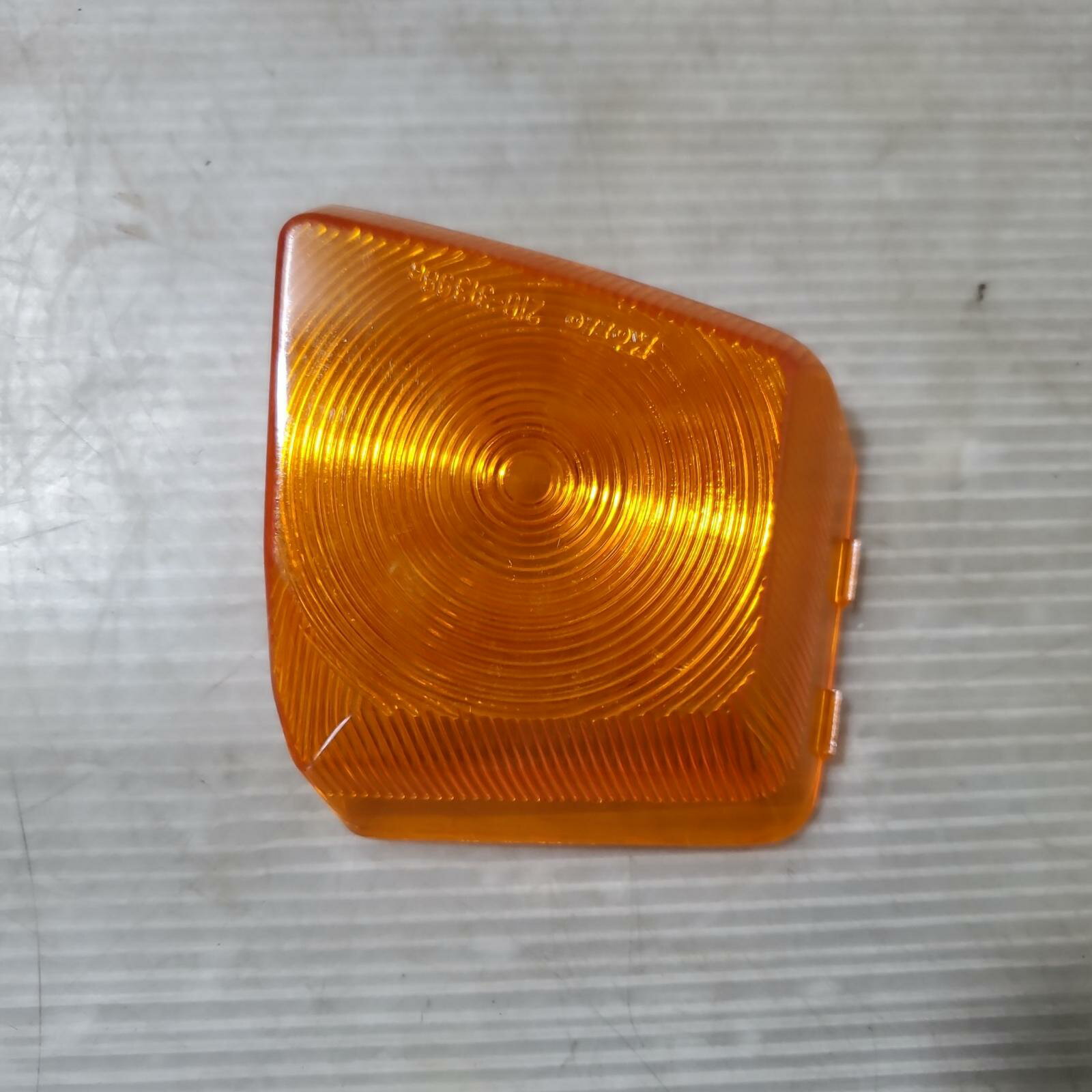 YAMAHA チャンプ50 54V フロントウィンカーレンズ右 CHAMP ヤマハ