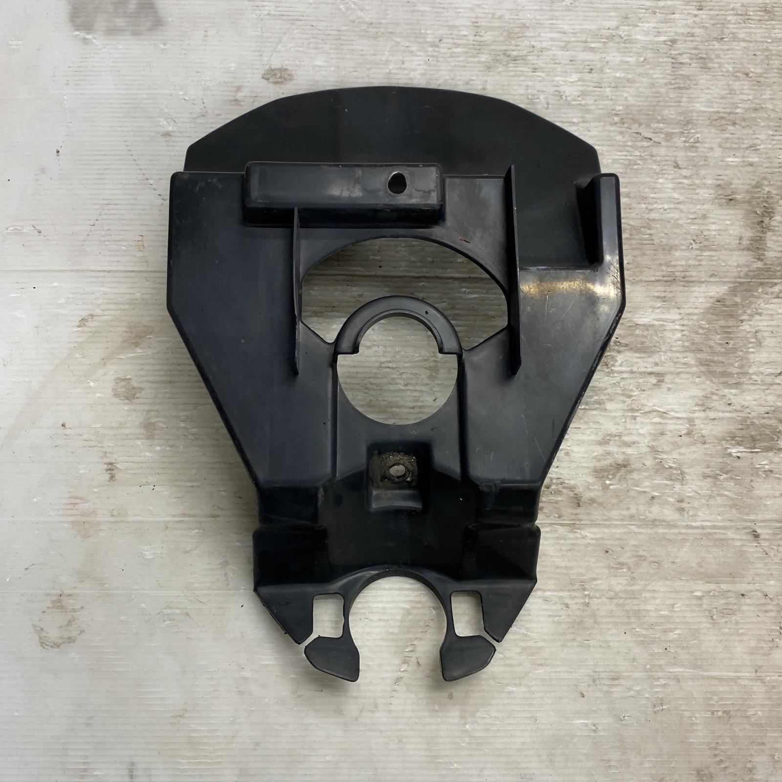 SUZUKI アドレスV100 フロントインナーフェンダー スズキ