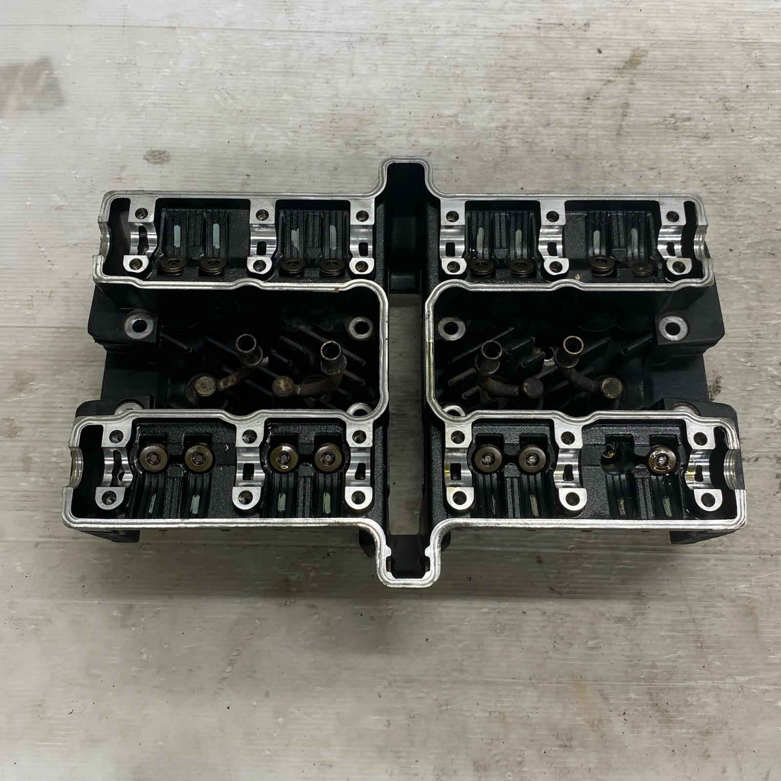 YAMAHA XJR400R シリンダーヘッド ヤマハ