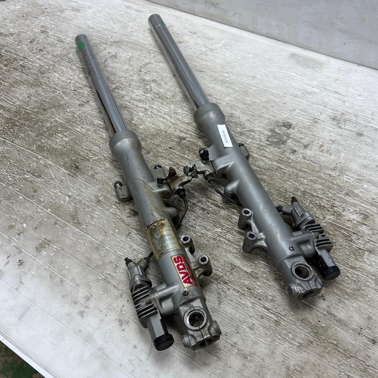 KAWASAKI GPZ400R ZX400D フロントフォーク カワサキ