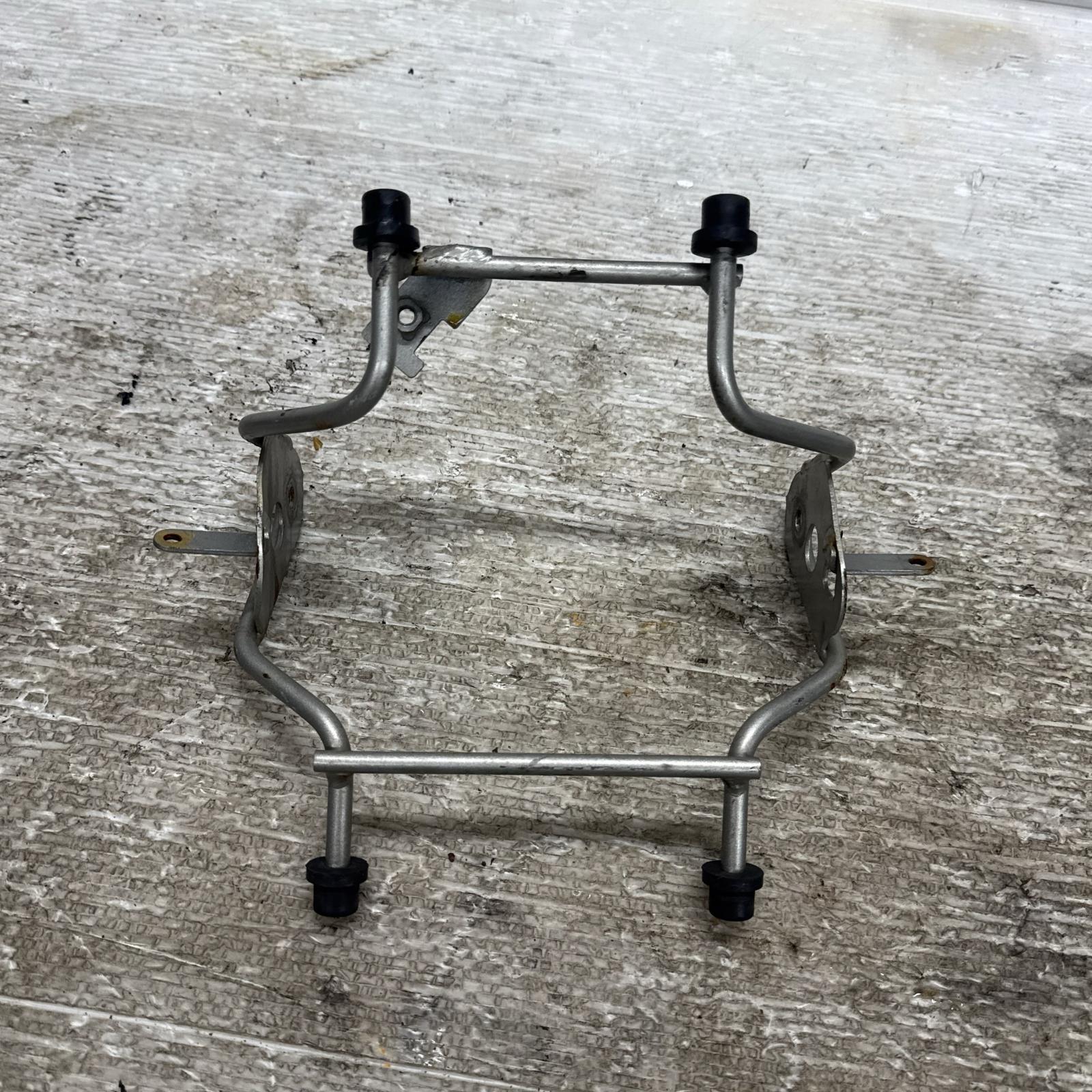 HONDA ホーネット250 MC31 ライトステー ホンダ