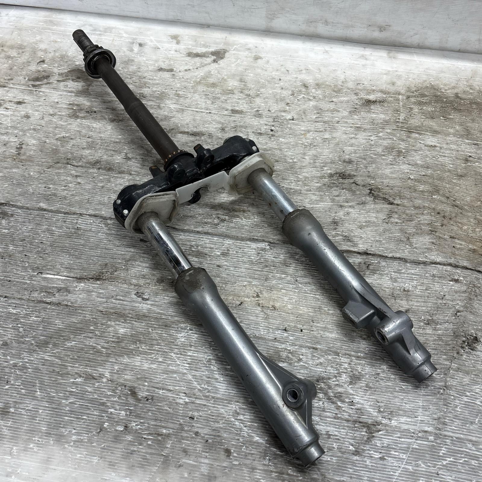 Front Suspensions - YAMAHA ギア 4KN フロントフォーク ヤマハ