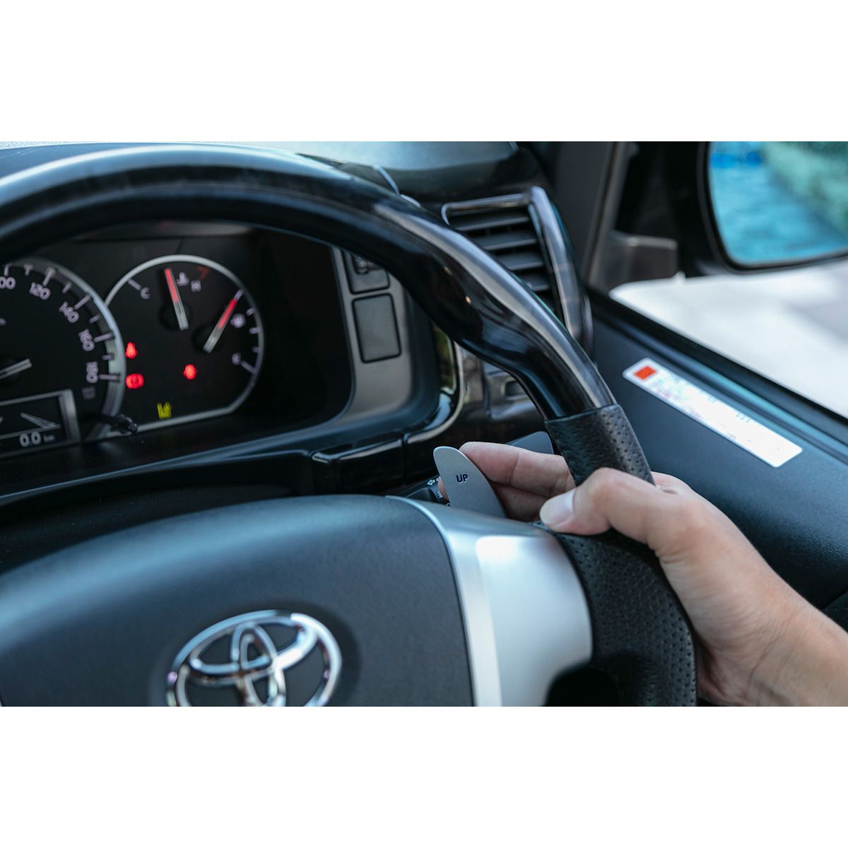 Valenti ヴァレンティ シーケンシャルパドルシフト PAD-ACE-1 トヨタ ハイエース/レジアスエース（200系）