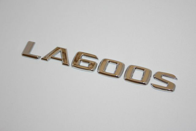 ベンツ風ダイハツタント形式エンブレム LA600S アルファーベット
