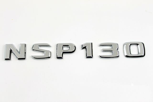 ベンツ風 トヨタヴィッツ型式エンブレム KSP130 NSP130