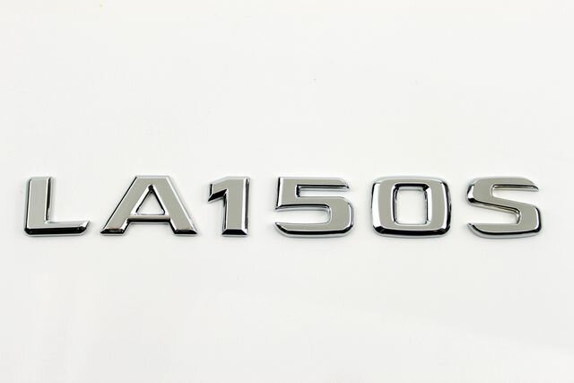 ベンツ風 ダイハツムーヴ型式エンブレム LA150S LA160S