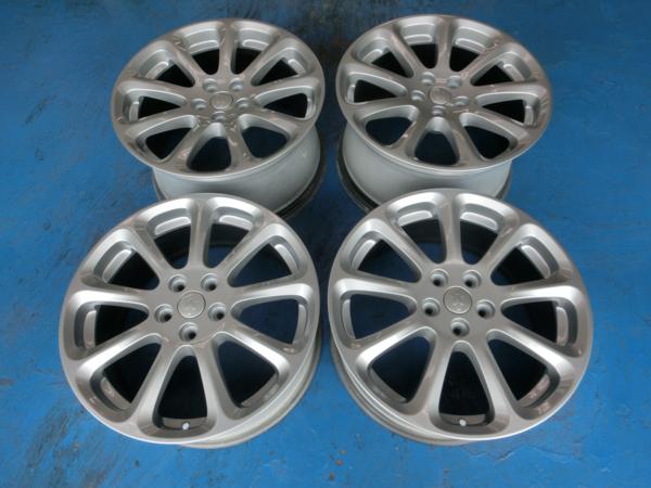 中古 マセラティ・クワトロポルテ純正 19インチホイール 4本