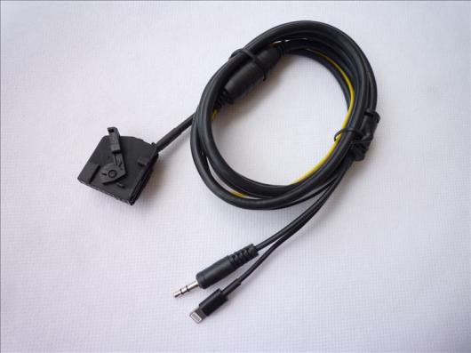 車用ケーブル 3.5mm AUX 入力 アダプタ オーディオ ケーブル メルセデス・ベンツ COMAND 2.0 充電 マイクロ USB アダプタ 充電 サムスン iPhone LG 選べる2バリエーション AL-AA-6695 AL Car cable