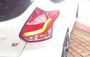 【カラー】 レッド商品種別：Tail Light Assembly適合参考：FORD材質：led特徴：Taillight電圧：12V明るさ（ルーメン）：3400Lm光源：LED電圧：12適合参考車種：for Ford focus年式：2012-2013商品種別：Rear Lights直径：5inch重さ：6kg当店ではこの商品の適合確認は行っておりません。※こちらの商品は純正品ではございません。輸入品の為、多少の汚れ、スレがある場合がございます。当社では複数店舗を運営し他店舗でも販売しております。そのため、商品の品切れ等によりお届けできない場合、 またはお届けが遅れる場合がございます。その際には当店よりご連絡を差し上げますが、あらかじめご了承くださいますようお願いいたします。また、商品の手配が行えないことが判明してから商品ページに反映されるまで、営業日・営業時間の都合により数日ほどお時間をいただく場合がございます。右ハンドル車用・左ハンドル車用の区別のある商品がございます。特にミラー、エアコンダクトカバー、メーターカバーなど左右で形状が異なる可能性が高い商品につきましてはご注意ください。画像をご確認いただいた上で、ご注文いただけますようお願いいたします。商品説明に記載のあるグレードのみ適合いたします。（グレードなど記載のない場合は標準モデルのみ適合）■選択項目名カラー レッド 赤 RED■品番AL-HH-1117-RD■適用関連事項フォード FORD■その他テールランプ■JAN4570023010936　