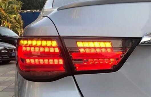 適用: トヨタ レイツ/マークX テール ライト 2010 2011 2012 マーク X LED リア ランプ DRL + ブレーキ パーク ダイナミック シグナル レッド AL-HH-1325 Car parts