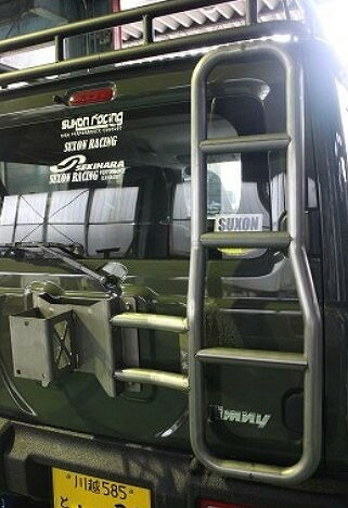 サクソン/SUXON リアラダー＆スペアタイヤブラケット LINE-X塗装 スズキ ジムニー 3BA-JB64W R06A 660c..