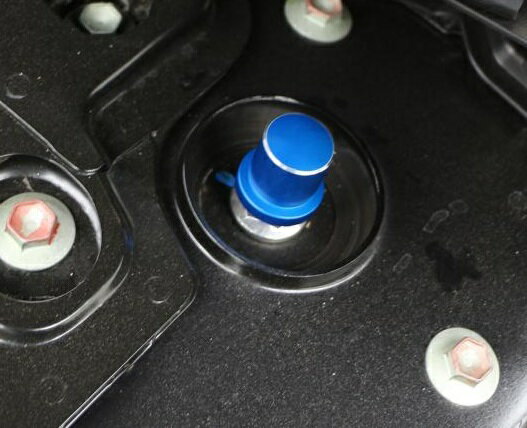 ショックアブソーバーネジキャップ カバー トリム防水 日産 シルフィキャ J11 エクストレイル ローグ T32 アルティマティアナ 選べる3カラー ブラック～ブルー AL-BB-1789 AL Car plating parts