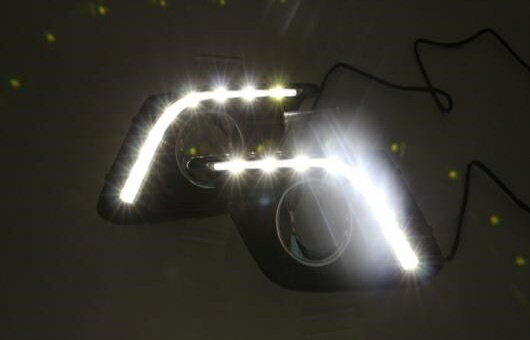 適用: マツダ 3 アクセラ 2014 LED DRL 高光度 ガイド フォグ ランプ デイタイムランニングライト AL-HH-0620 AL Car parts