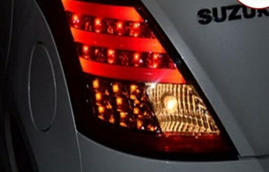 テール ランプ 適用: スズキ スイフト LED ライト 2010-2014 アルティス リア DRL + ブレーキ パーク シグナル ストップ レッド AL-HH-1102 AL Car parts