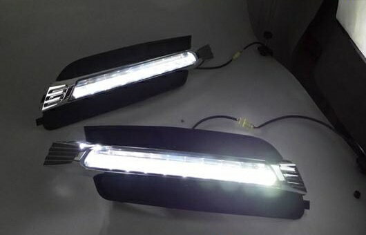 適用: アウディ/AUDI AU DI A6L C7 LED DRL 高光度 ガイド フォグ ランプ デイタイムランニングライト AL-HH-0498 Car parts