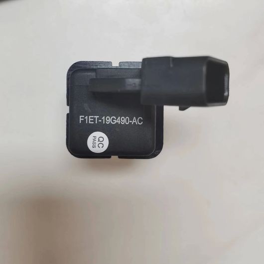 F1ET19G490AC 適用: フォード/FORD フォーカス 1.0L-L3 2.0L-L4 2015 2016 2017 2018 リア ビュー バックアップ パーキング リバース カメラ F1ET-19G490-AC SR-CC-0287 Car supplies camera