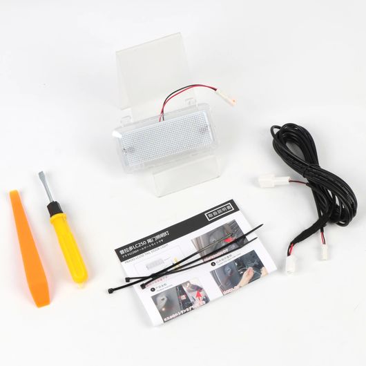 適用: トヨタ ランドクルーザー プラド J250 LC250 2024 2025 LED トランク ライト ラゲッジ トランク トップ ランプ テールゲート ライト スーツケース テール ライト SR-BB-5911 Interior parts for cars