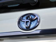 グラージオアルファードハイブリッド AYH30系 エンブレム リヤ6点セット HV ソリッドカラー オパールクローム