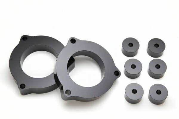 BATTLEZコイルスペーサー フロント&リヤセット レネゲード BATTLEZ COIL SPACER F&R SET RENEGADE年式15.09- 適応全車メーカージャオス【JAOS】メーカーコードB785910カテゴリ調整パーツ / その他お届け納期エアロパーツ等の場合は受注生産品となり、発送までに2か月以上掛かる場合があります。その際はメールにてご連絡致しますので、確認していただき必ずご返信をお願い致します。※納期表示が2か月以上の商品の場合は除きます。また、専用工場で塗装後発送する塗装サービス品は表示の納期からプラス2〜3週間となります。送料についてエアロパーツ・マフラー・ベットキット等の大型商品は、北海道・沖縄・離島等一部地域や個人宅配送の場合は、送料が追加になる場合があります。その際はメールにてご連絡致しますので、確認していただき必ずご返信をお願い致します。注意事項※商品画像は装着画像や塗装済みのイメージ画像の場合がございます。カラーが異なる場合もございますのでご注意ください。※塗装が必要な外装品(エアロパーツ)は特性上下地処理が必要となります。表面の小傷等は不良ではございません。※商品の装着後（塗装後含）のキャンセルはお受け致しかねます。商品が届きましたら必ず装着前にご確認をお願い致します。※適合情報や注意事項について記載が無い事項もございますので、メーカーホームページ等でご確認ください。商品タグB785910 BATTLEZコイルスペーサー フロント&リヤセット レネゲード BATTLEZ COIL SPACER F&R SET RENEGADE年式15.09- 適応全車 調整パーツ / その他 ジャオス JAOS詳細は・・・お気軽にお問い合わせください。