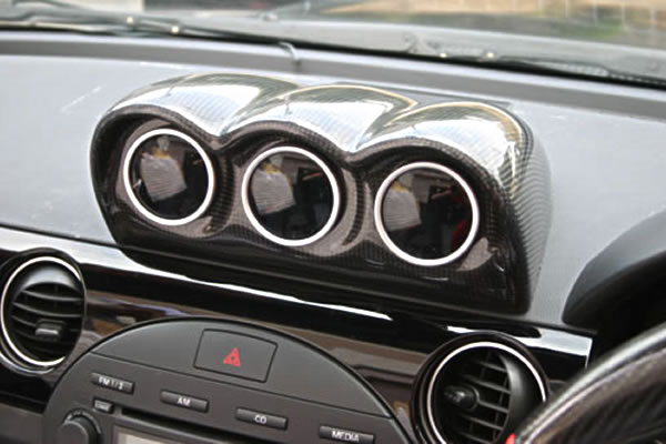 ガレージベリーロードスター NC1 3連メーター カーボン製